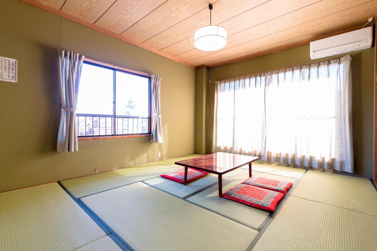 Resort Inn Fushimi Mt Fuji Фудзі-Каваґутіко Екстер'єр фото