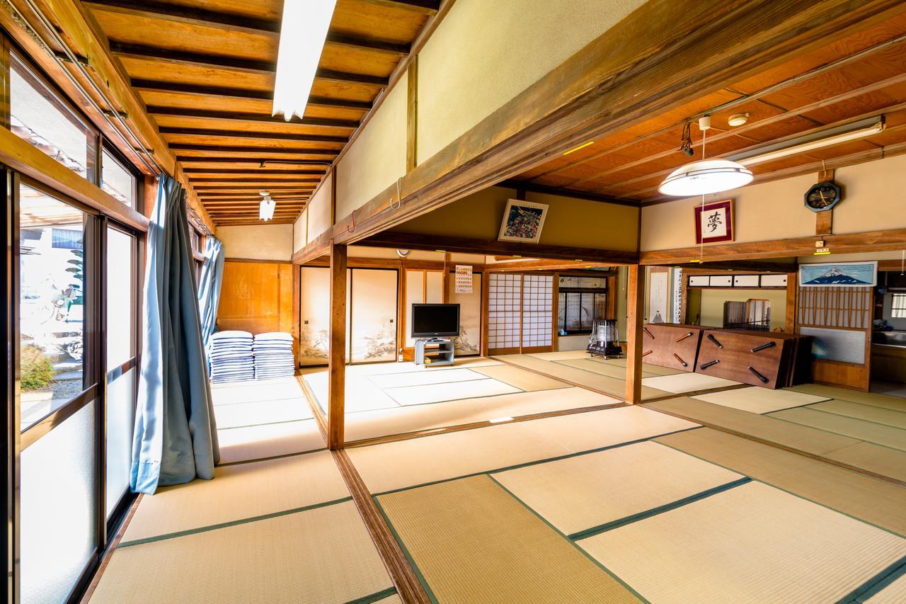 Resort Inn Fushimi Mt Fuji Фудзі-Каваґутіко Екстер'єр фото